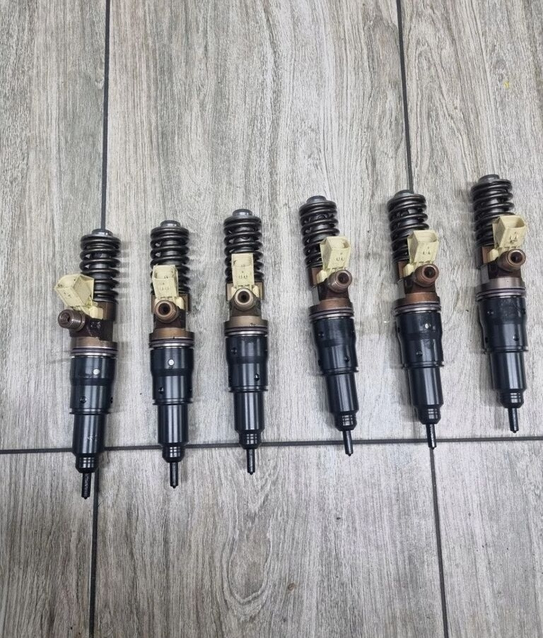 VOLVO POMPOWTRYSKIWACZE POMPOWTRYSKI KOMPLET VOLVO FH 4 16 D16K EURO 6 - Injektor für LKW: das Bild 2 VOLVO POMPOWTRYSKIWACZE POMPOWTRYSKI KOMPLET VOLVO FH 4 16 D16K EURO 6 - Injektor für LKW: das Bild 2