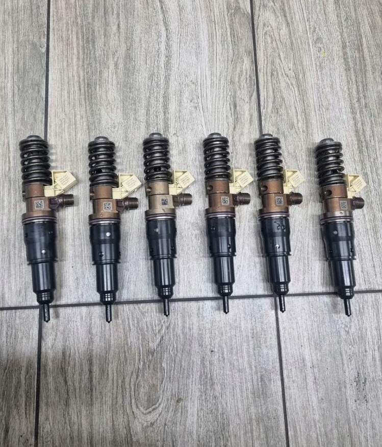 VOLVO POMPOWTRYSKIWACZE POMPOWTRYSKI KOMPLET VOLVO FH 4 16 D16K EURO 6 - Injektor für LKW: das Bild 1 VOLVO POMPOWTRYSKIWACZE POMPOWTRYSKI KOMPLET VOLVO FH 4 16 D16K EURO 6 - Injektor für LKW: das Bild 1