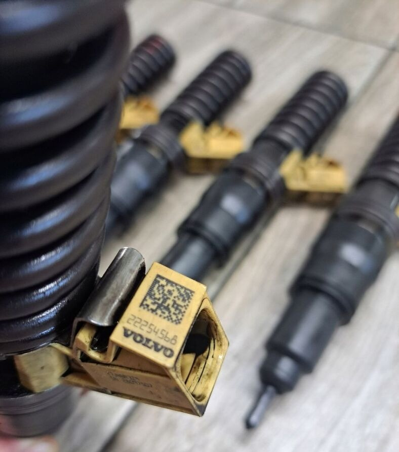 VOLVO POMPOWTRYSKIWACZE VOLVO FH 4 FM 4 D13K 460 EURO 6 - Injektor für LKW: das Bild 3 VOLVO POMPOWTRYSKIWACZE VOLVO FH 4 FM 4 D13K 460 EURO 6 - Injektor für LKW: das Bild 3