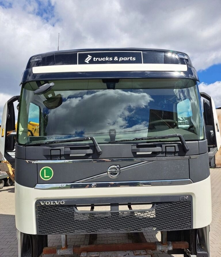 Volvo FH 4 EURO 6 GLOBETROTTER Volvo - Fahrerhaus für LKW: das Bild 1 Volvo FH 4 EURO 6 GLOBETROTTER Volvo - Fahrerhaus für LKW: das Bild 1