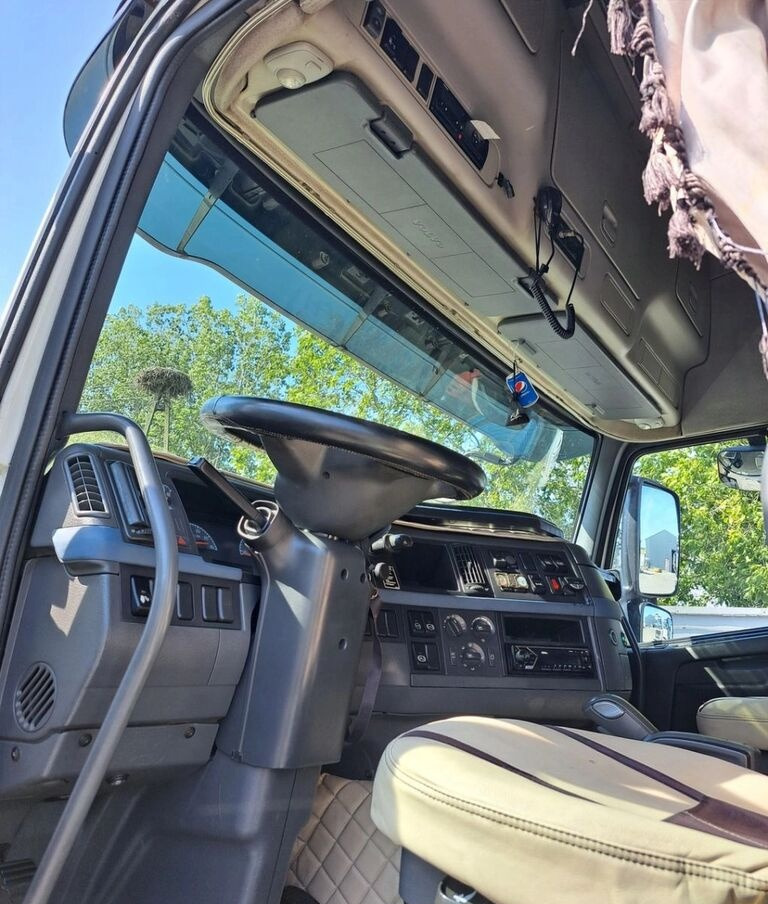 Volvo KOMPLETNA FH 12 13 XL WYSOKA AUTOMAT Volvo Wersja Europejska - Fahrerhaus für LKW: das Bild 2 Volvo KOMPLETNA FH 12 13 XL WYSOKA AUTOMAT Volvo Wersja Europejska - Fahrerhaus für LKW: das Bild 2