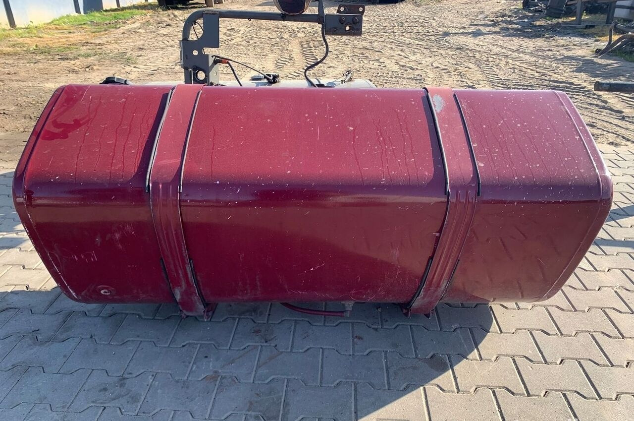 Volvo ZBIORNIK PALIWA VOLVO FH 4 FM 4 LOW DECK 150x69x56 1 - Kraftstofftank für LKW: das Bild 1 Volvo ZBIORNIK PALIWA VOLVO FH 4 FM 4 LOW DECK 150x69x56 1 - Kraftstofftank für LKW: das Bild 1