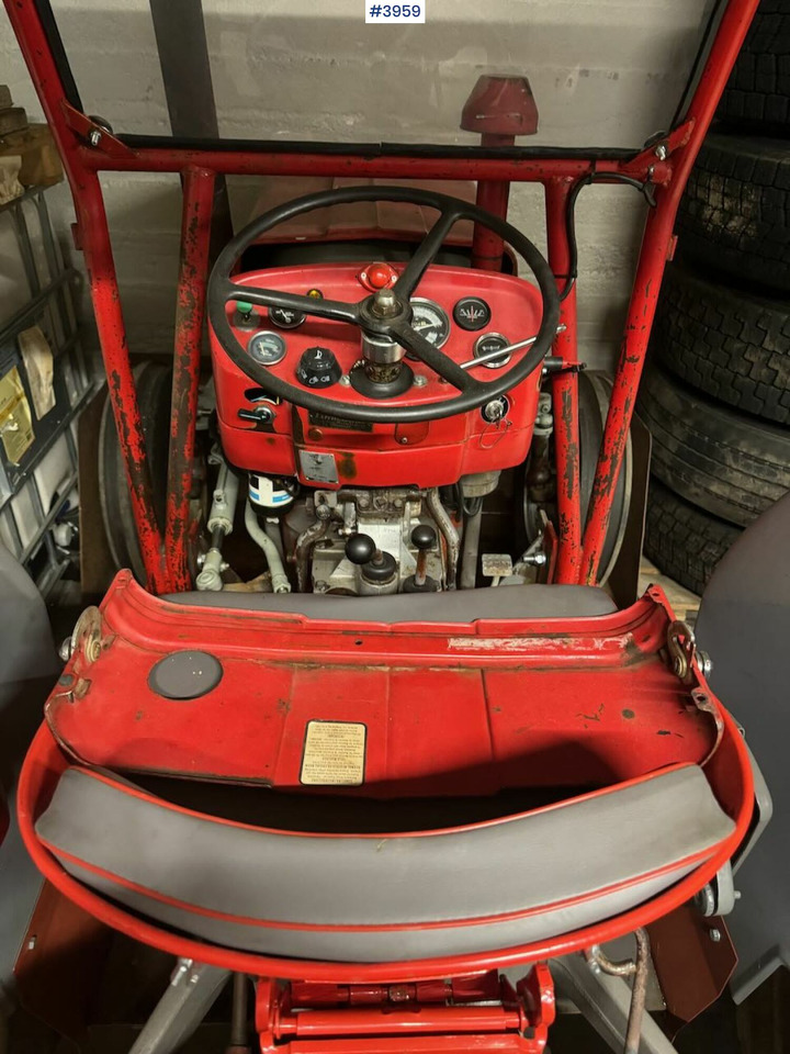 1971 Massey Ferguson 135 - Traktor: das Bild 4 1971 Massey Ferguson 135 - Traktor: das Bild 4