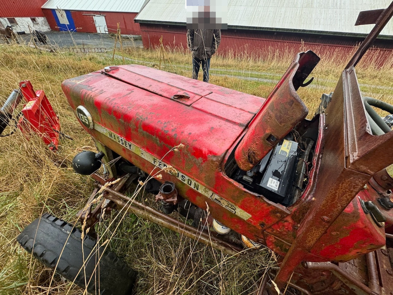 Traktor 1971 Massey Ferguson 135 Tractor. Repair item: das Bild 12