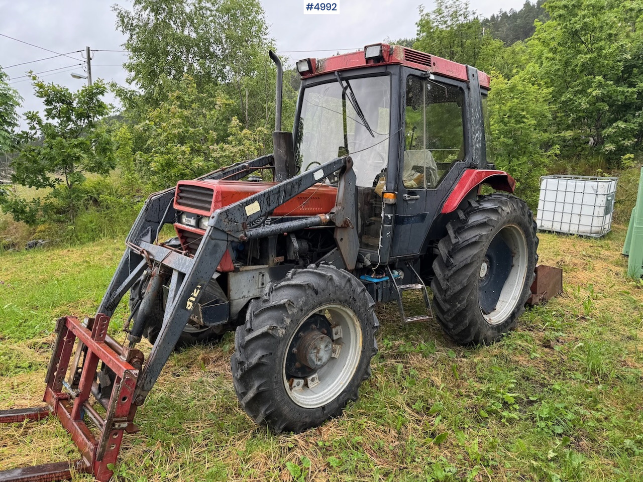 1988 Case International 585 XL w/ front loader. - Traktor: das Bild 4 1988 Case International 585 XL w/ front loader. - Traktor: das Bild 4