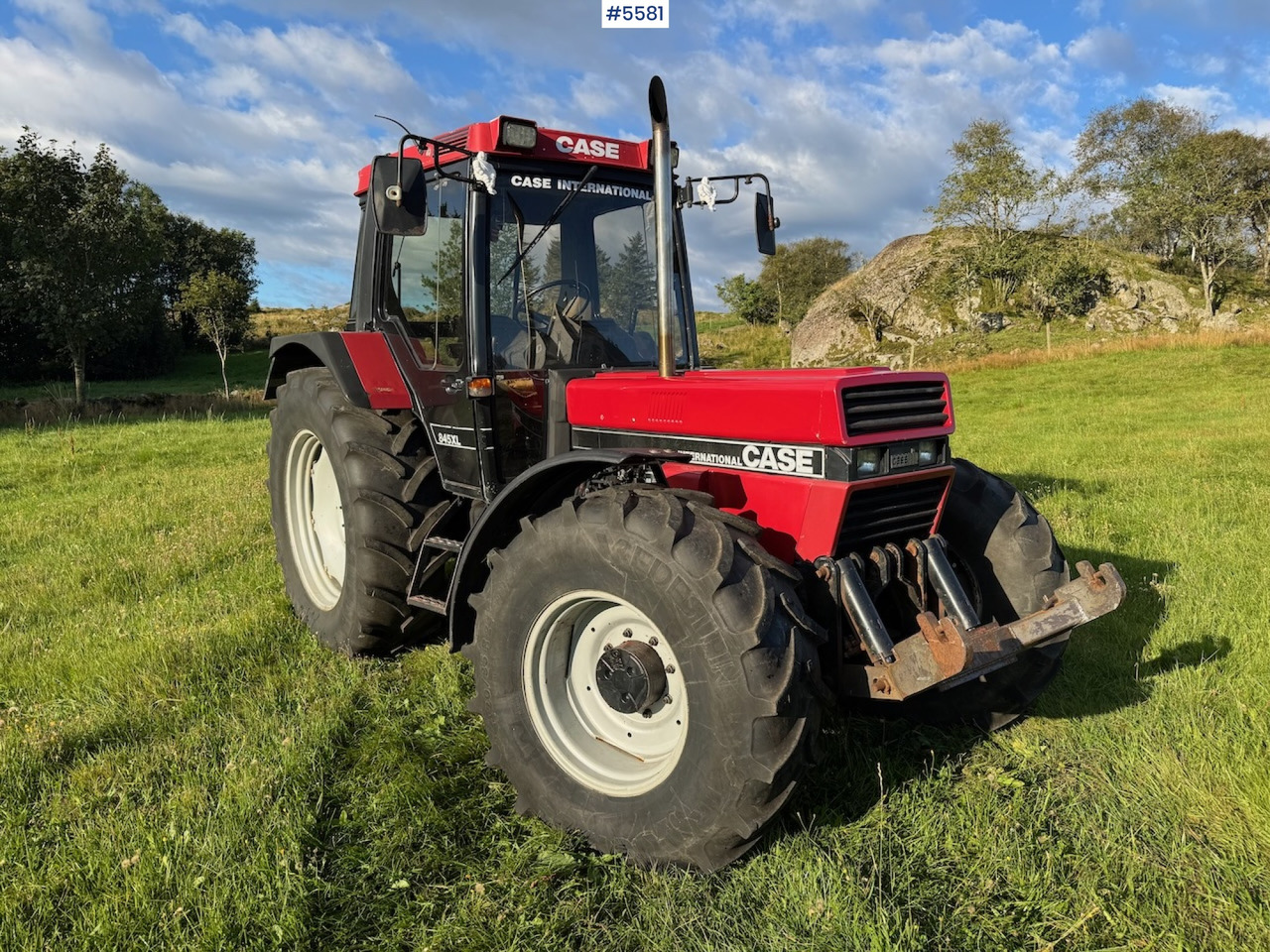 1992 Case IH 845 XL w/ front hydraulics - Traktor: das Bild 1 1992 Case IH 845 XL w/ front hydraulics - Traktor: das Bild 1