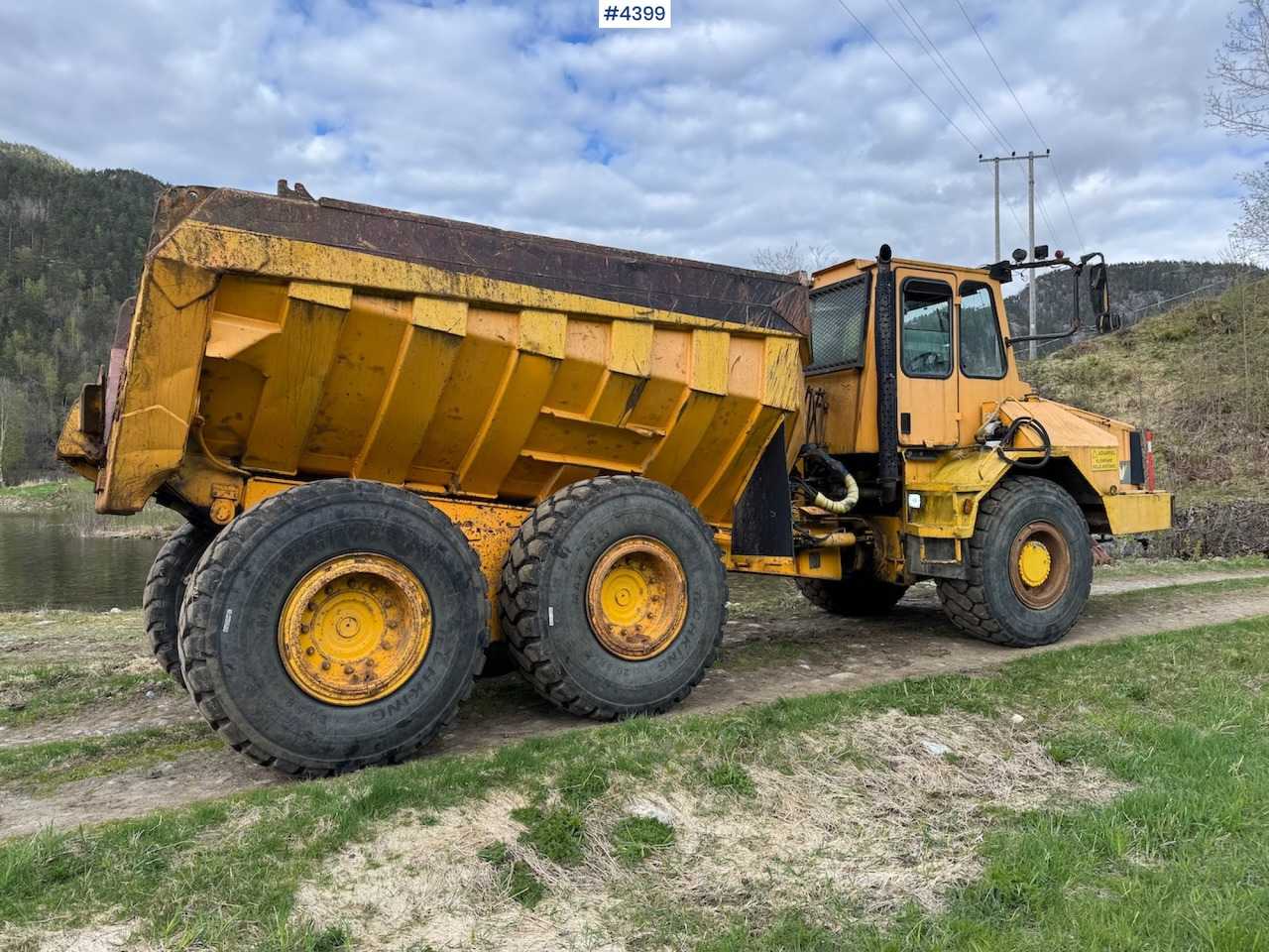 1999 Moxy MT 30 R, only 2300 hours on engine! WATCH VIDEO. - Knickgelenkter Dumper: das Bild 3 1999 Moxy MT 30 R, only 2300 hours on engine! WATCH VIDEO. - Knickgelenkter Dumper: das Bild 3