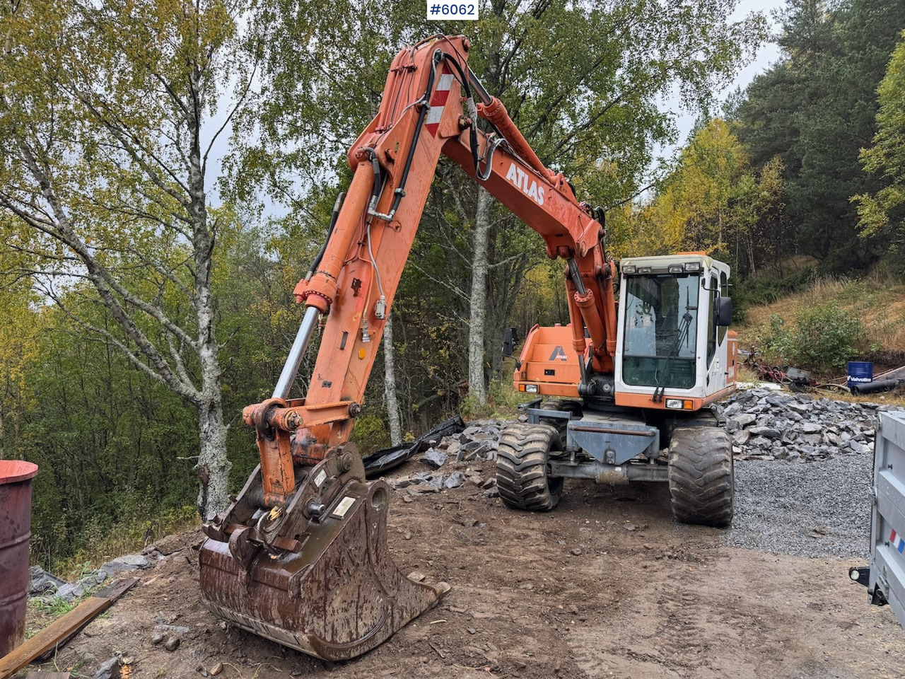 2002 Atlas 1304 w/ 1 backhoe bucket Low Hours! - Mobilbagger: das Bild 2 2002 Atlas 1304 w/ 1 backhoe bucket Low Hours! - Mobilbagger: das Bild 2