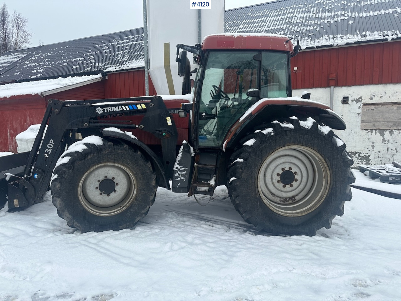 2002 CASE MX 135 MAXXUM 4x4 tractor with front loader. - Traktor: das Bild 2 2002 CASE MX 135 MAXXUM 4x4 tractor with front loader. - Traktor: das Bild 2