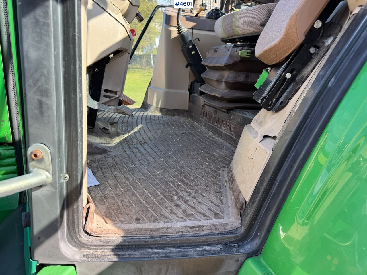 2003 John Deere 6620 w/front loader - Traktor: das Bild 4 2003 John Deere 6620 w/front loader - Traktor: das Bild 4