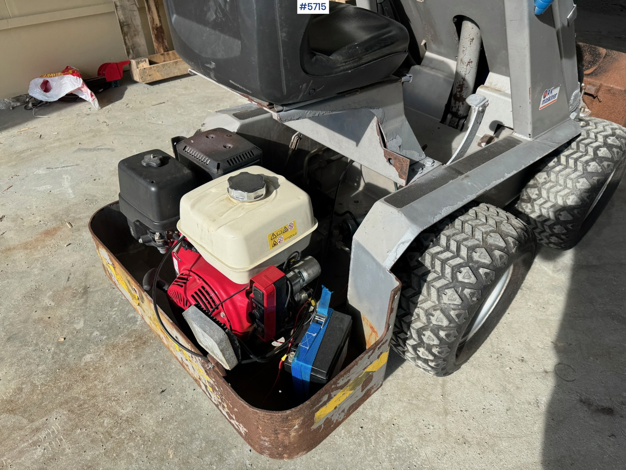 2005 Multione F14B - Hoflader: das Bild 4 2005 Multione F14B - Hoflader: das Bild 4