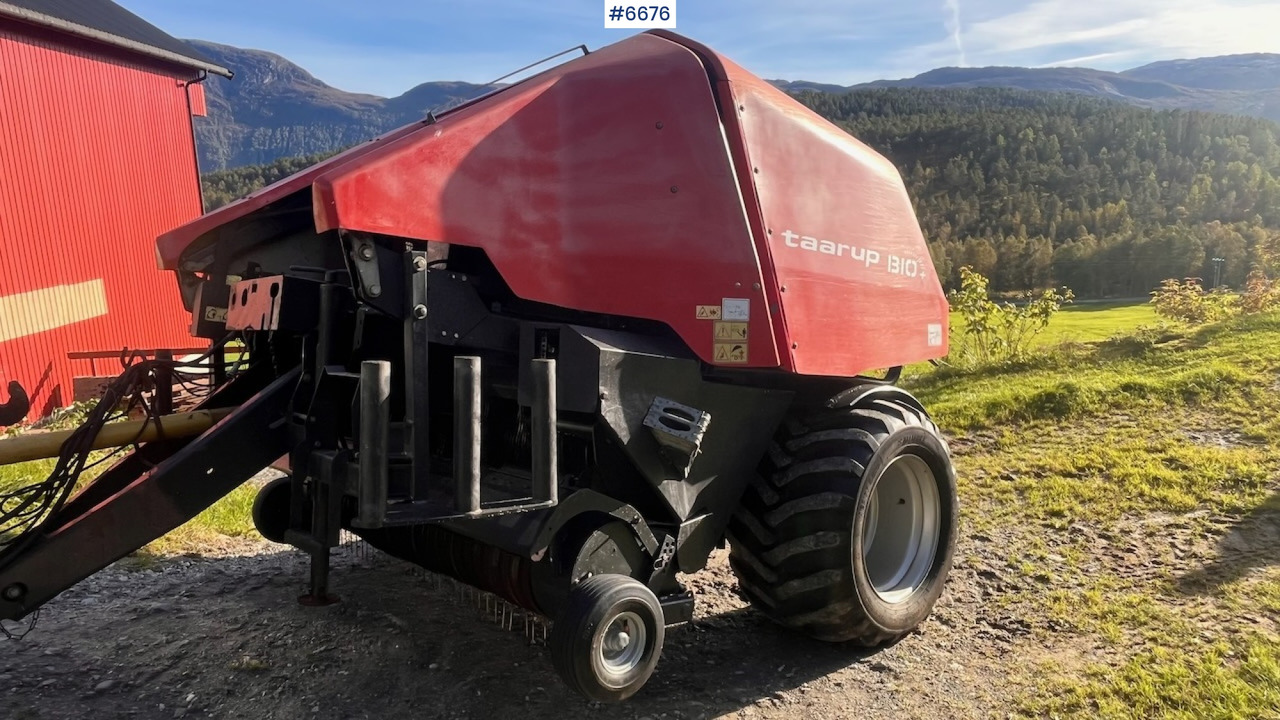 Grünlandtechnik 2006 Taarup BIO+ Round Baler. Well maintained.: das Bild 6 Grünlandtechnik 2006 Taarup BIO+ Round Baler. Well maintained.: das Bild 6