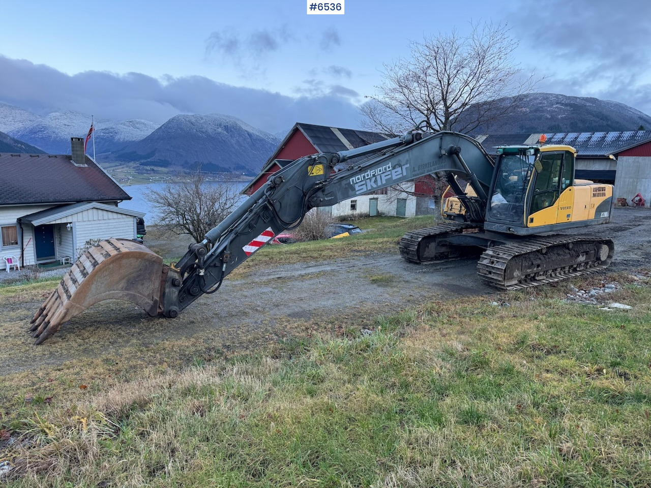2007 Volvo EC 210 CL w/ excavator bucket and good chassis. - Bagger: das Bild 5 2007 Volvo EC 210 CL w/ excavator bucket and good chassis. - Bagger: das Bild 5