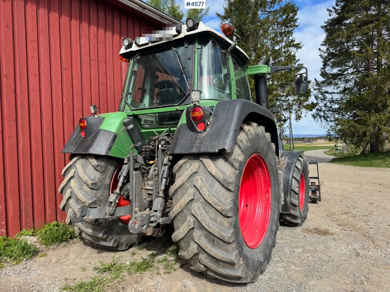 2009 Fendt 415 Vario 4x4 w/ Front hydraulics and Front loader. - Traktor: das Bild 5 2009 Fendt 415 Vario 4x4 w/ Front hydraulics and Front loader. - Traktor: das Bild 5