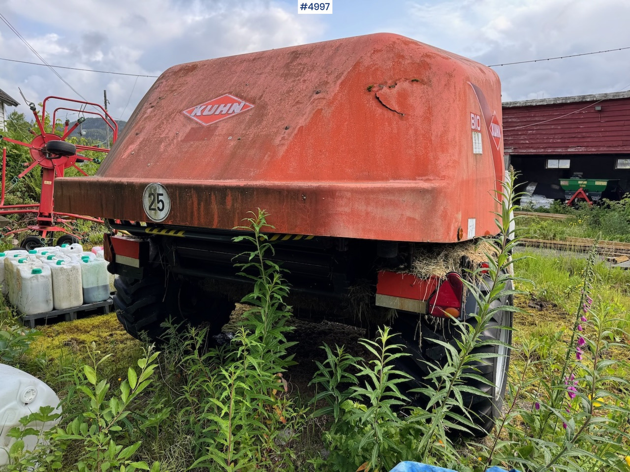 2010 Kuhn BIO - Grünlandtechnik: das Bild 5 2010 Kuhn BIO - Grünlandtechnik: das Bild 5