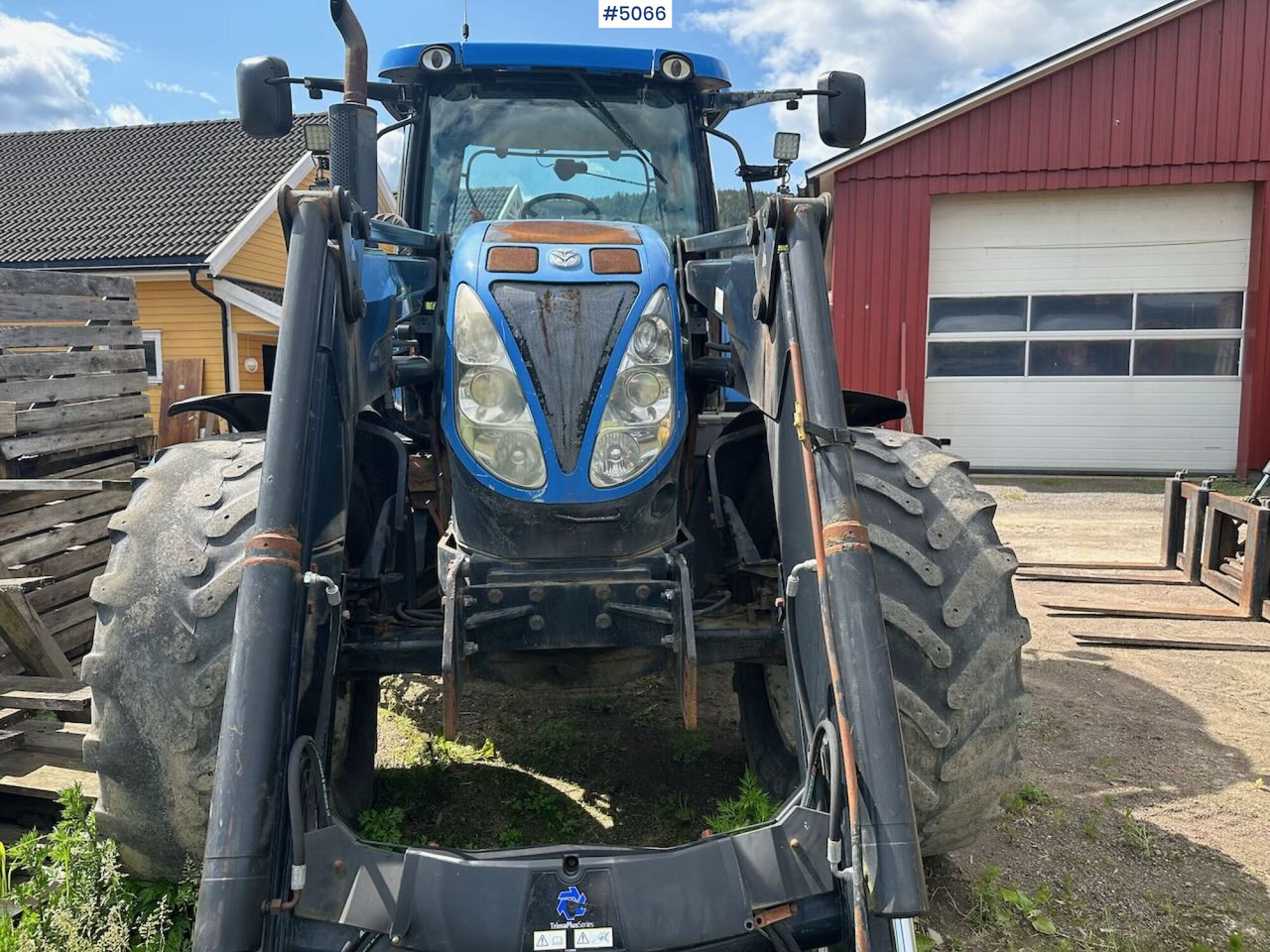2011 New Holland T6080 w/ trima +5.1p - Traktor: das Bild 3 2011 New Holland T6080 w/ trima +5.1p - Traktor: das Bild 3