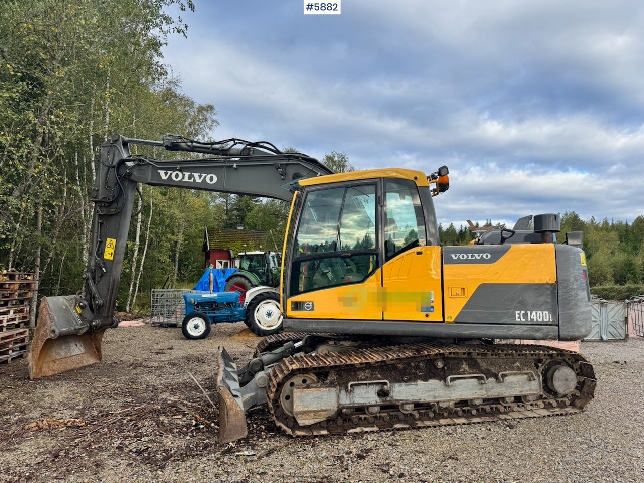 2013 Volvo EC140DL Crawler Excavator w/ Cleaning Bucket. - Bagger: das Bild 2 2013 Volvo EC140DL Crawler Excavator w/ Cleaning Bucket. - Bagger: das Bild 2