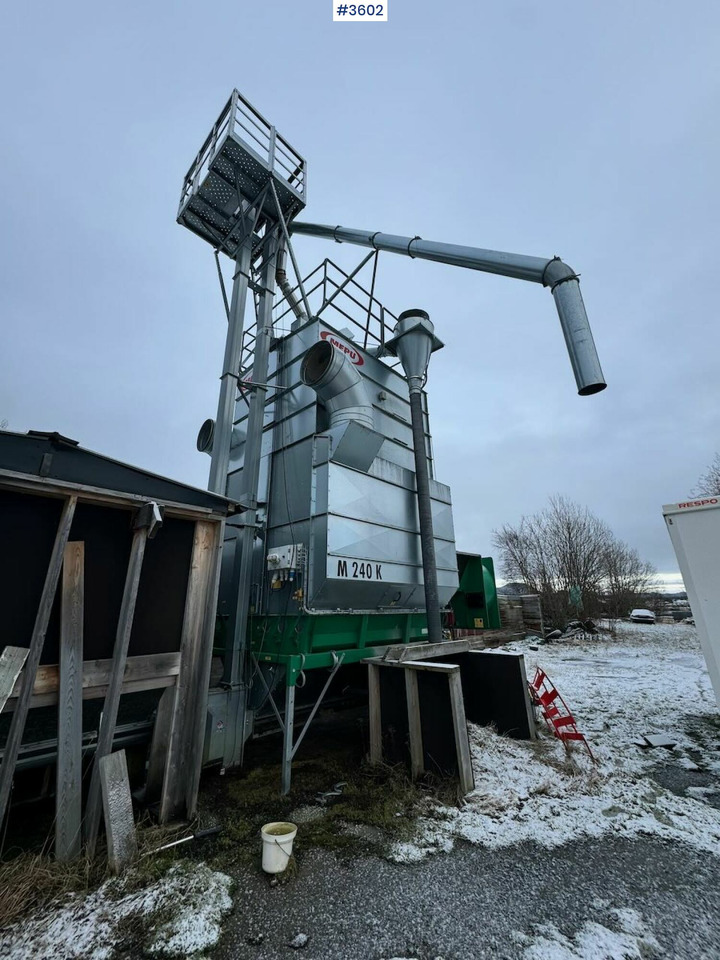 2017 Mepu 270 - Fütterungstechnik: das Bild 1 2017 Mepu 270 - Fütterungstechnik: das Bild 1