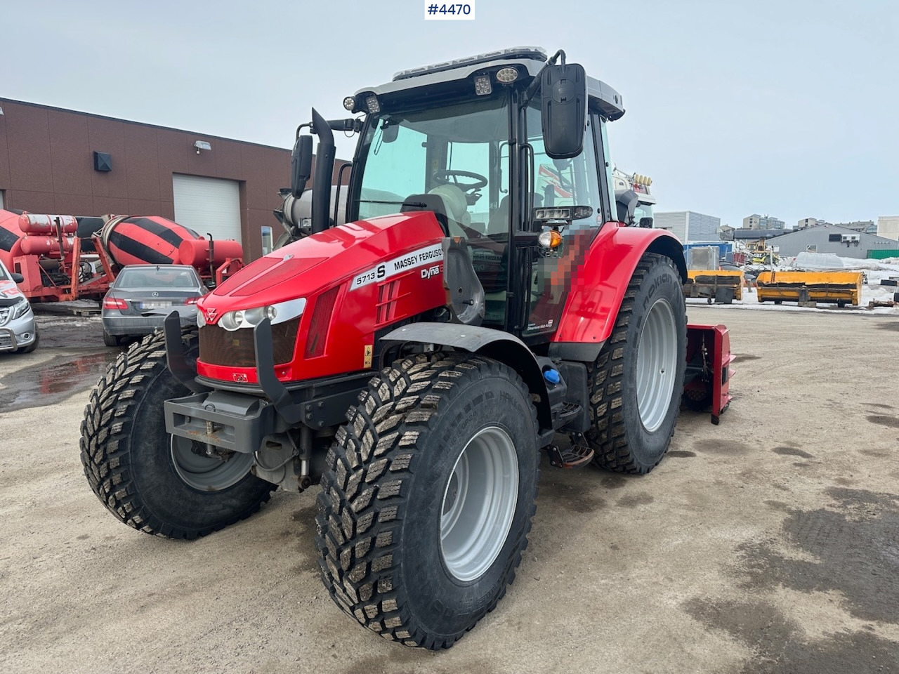 2018 Massey Ferguson MF5713 S w/ 2020 Dalen snow blower - Traktor: das Bild 2 2018 Massey Ferguson MF5713 S w/ 2020 Dalen snow blower - Traktor: das Bild 2