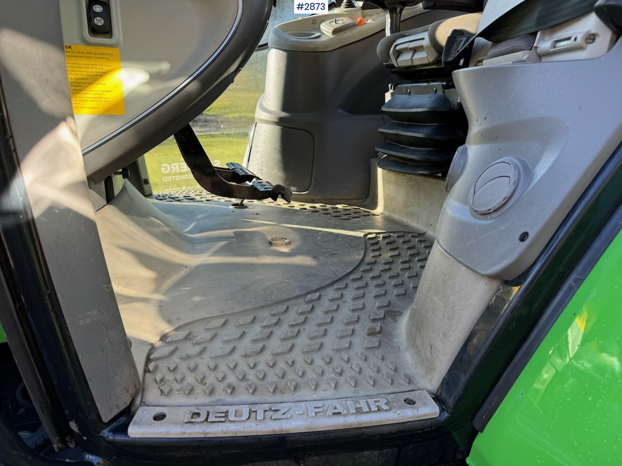 2019 Deutz-Fahr 6120 TV w/front loader and twin wheels - Traktor: das Bild 5 2019 Deutz-Fahr 6120 TV w/front loader and twin wheels - Traktor: das Bild 5