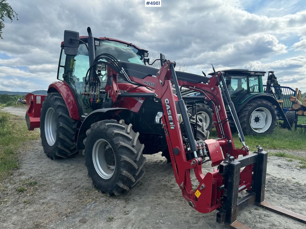 2021 Case IH Famall 75C w/ front loader. 150 Hours! - Traktor: das Bild 1 2021 Case IH Famall 75C w/ front loader. 150 Hours! - Traktor: das Bild 1
