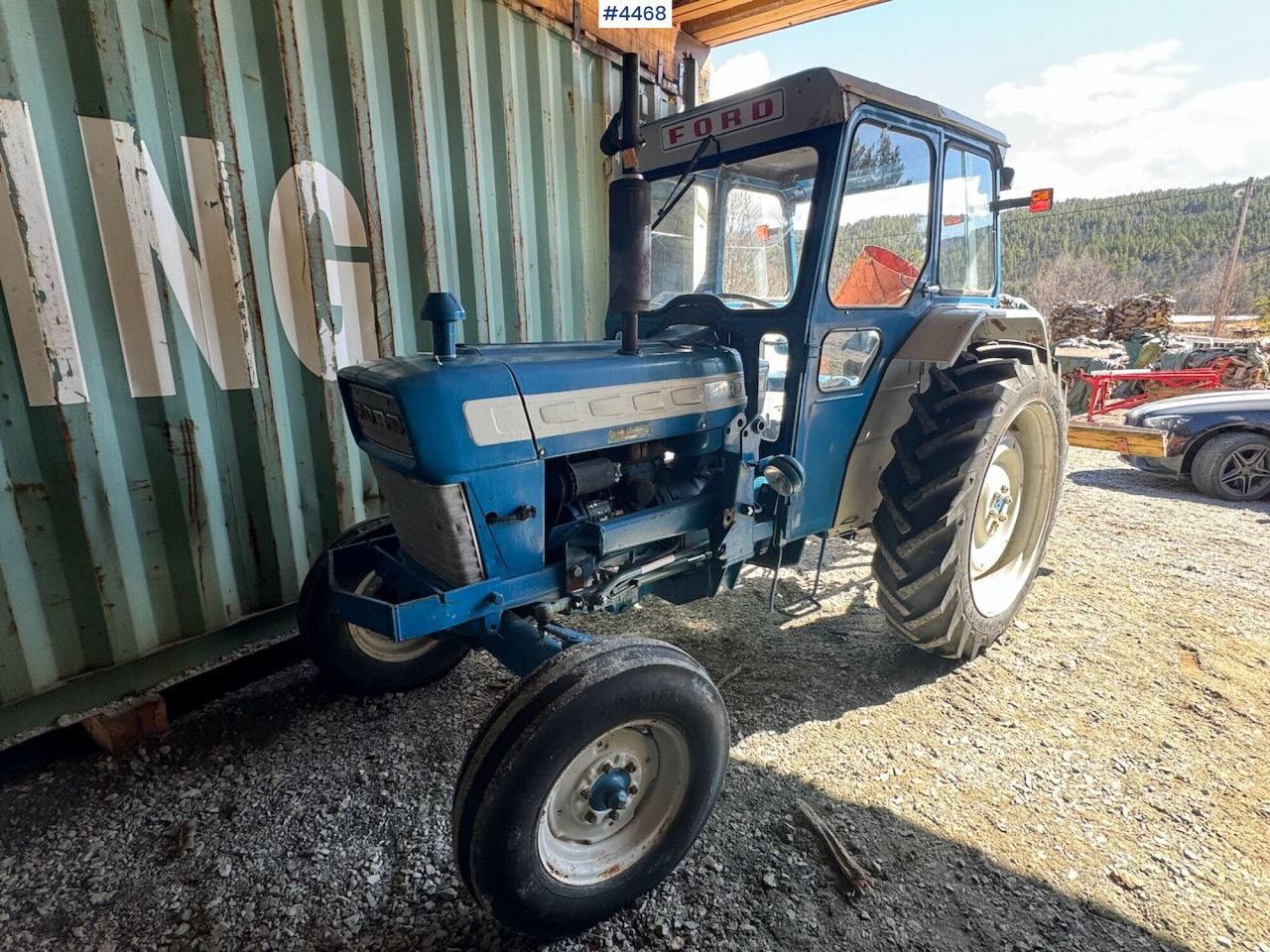 Ford 4000 4x2 - approx. 1970 model - Traktor: das Bild 1 Ford 4000 4x2 - approx. 1970 model - Traktor: das Bild 1