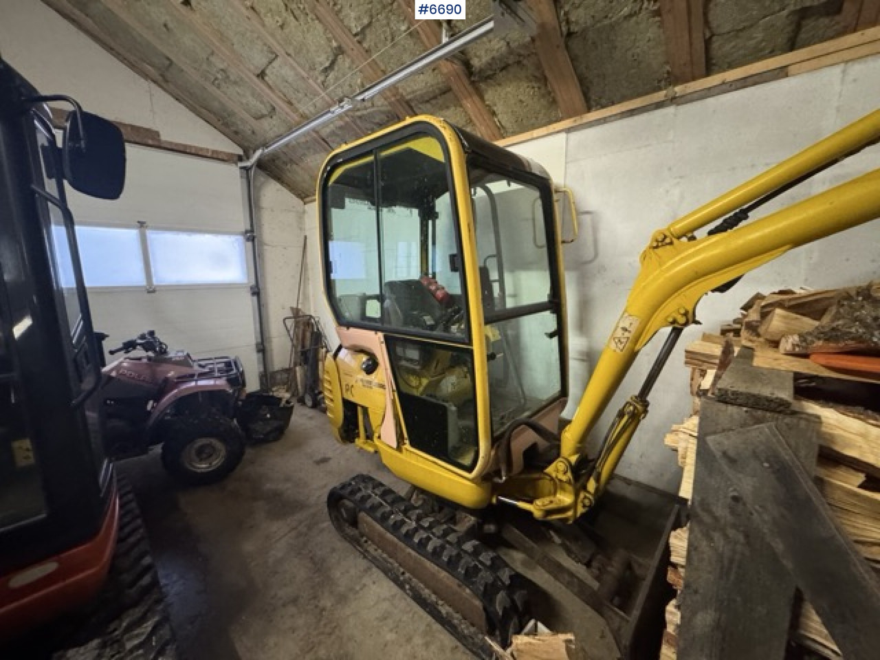 Komatsu PC15R excavator with 2 buckets! - Bagger: das Bild 3 Komatsu PC15R excavator with 2 buckets! - Bagger: das Bild 3