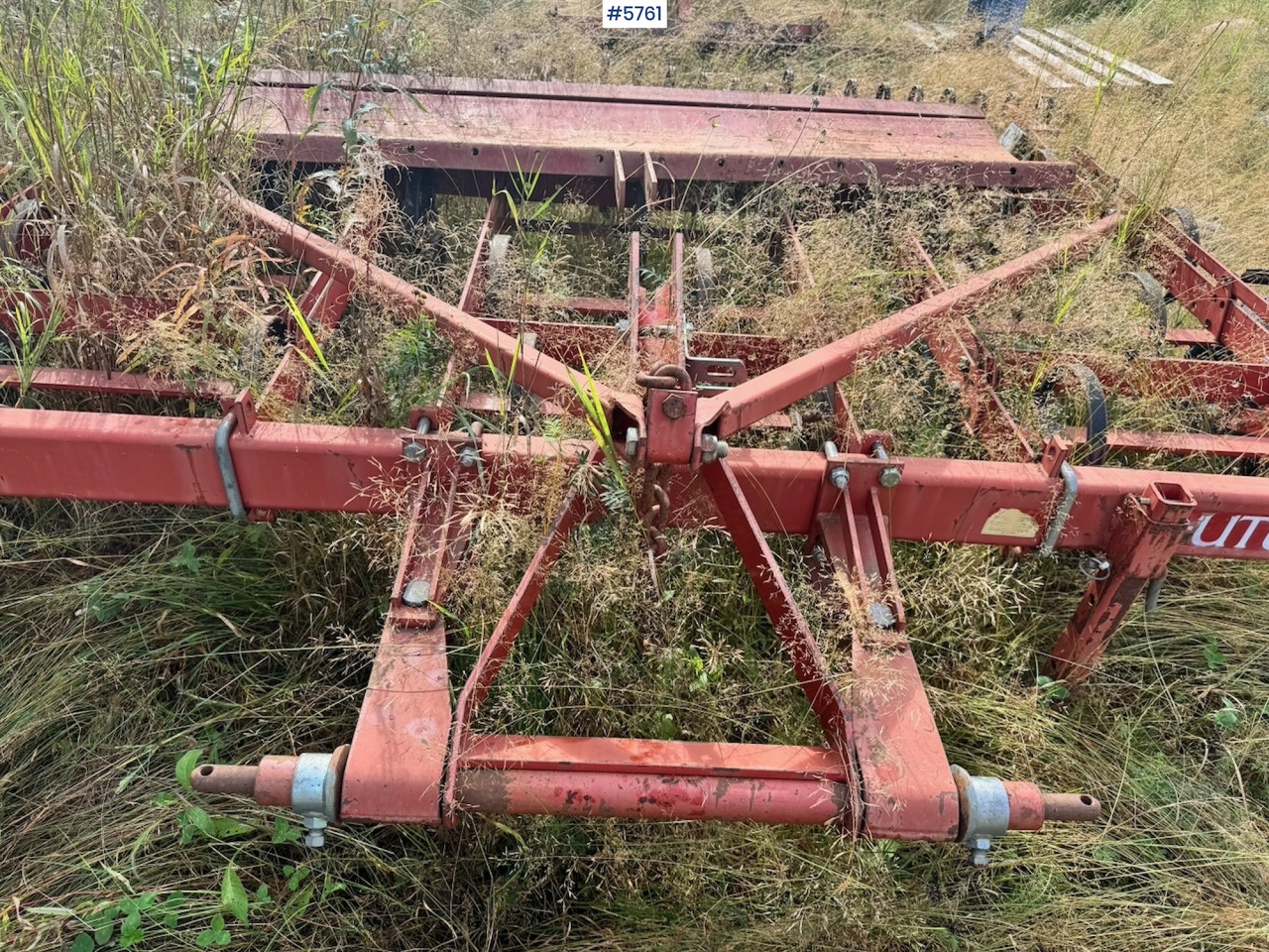 Kverneland Futura Harrow. - Technik für Bodenbearbeitung: das Bild 2 Kverneland Futura Harrow. - Technik für Bodenbearbeitung: das Bild 2