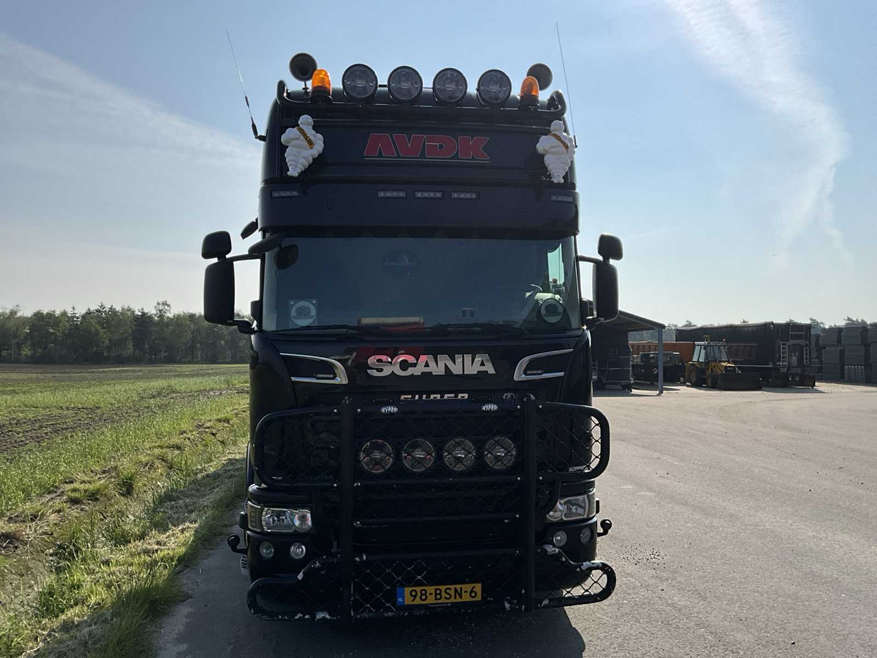 SCANIA R580 6x4 v8 - Sattelzugmaschine: das Bild 4 SCANIA R580 6x4 v8 - Sattelzugmaschine: das Bild 4