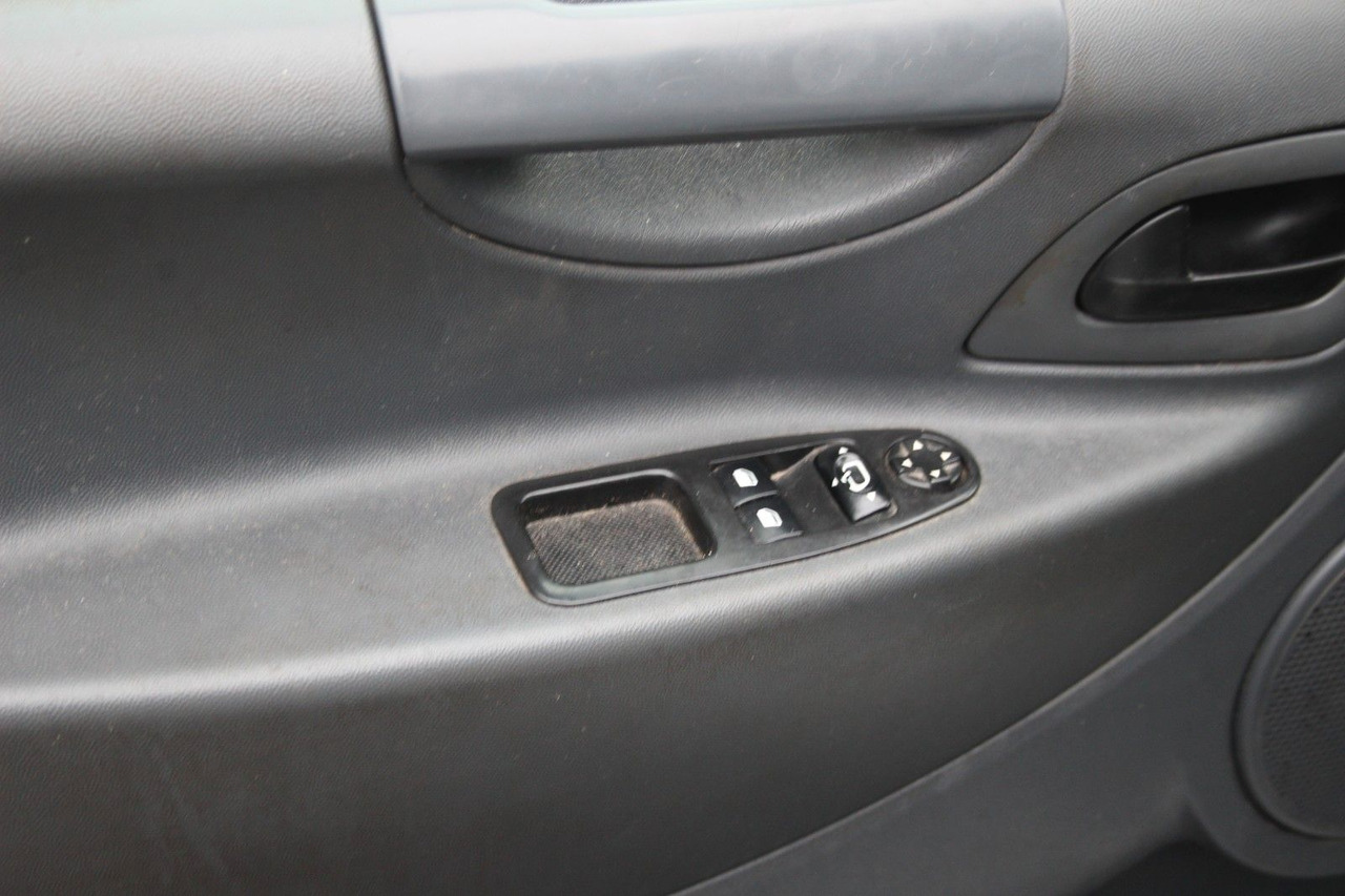 Fiat Scudo L2 H2 Multicab Klima Kamera - Personentransporter: das Bild 4 Fiat Scudo L2 H2 Multicab Klima Kamera - Personentransporter: das Bild 4