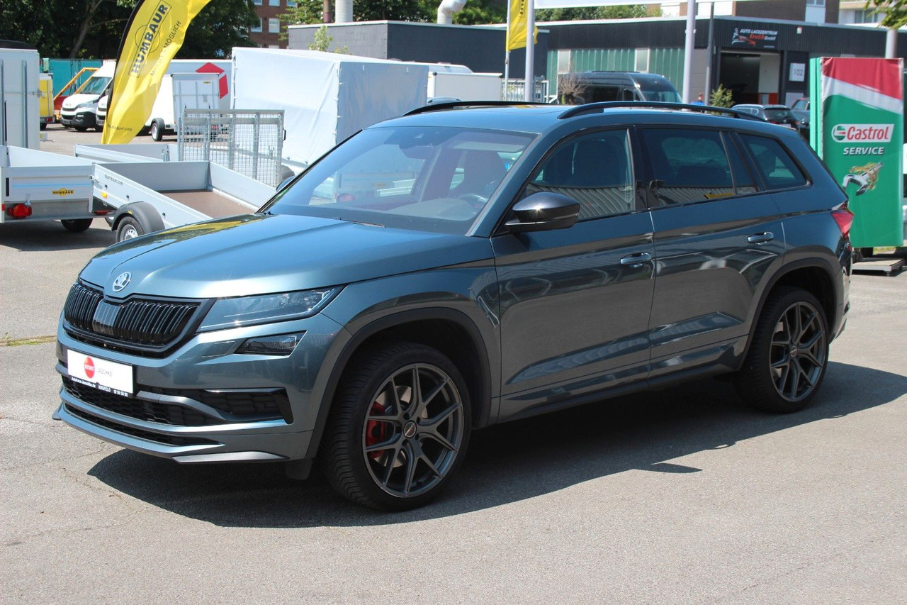 Skoda Kodiaq RS 4x4 ACC Std-Hzg Pano Alcant LED Canton - SUV/ Geländewagen: das Bild 5 Skoda Kodiaq RS 4x4 ACC Std-Hzg Pano Alcant LED Canton - SUV/ Geländewagen: das Bild 5