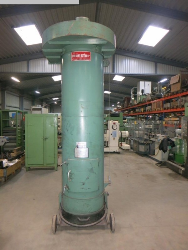 MUNSTER RAF 140/700 - Holzbearbeitungsmaschine: das Bild 1 MUNSTER RAF 140/700 - Holzbearbeitungsmaschine: das Bild 1