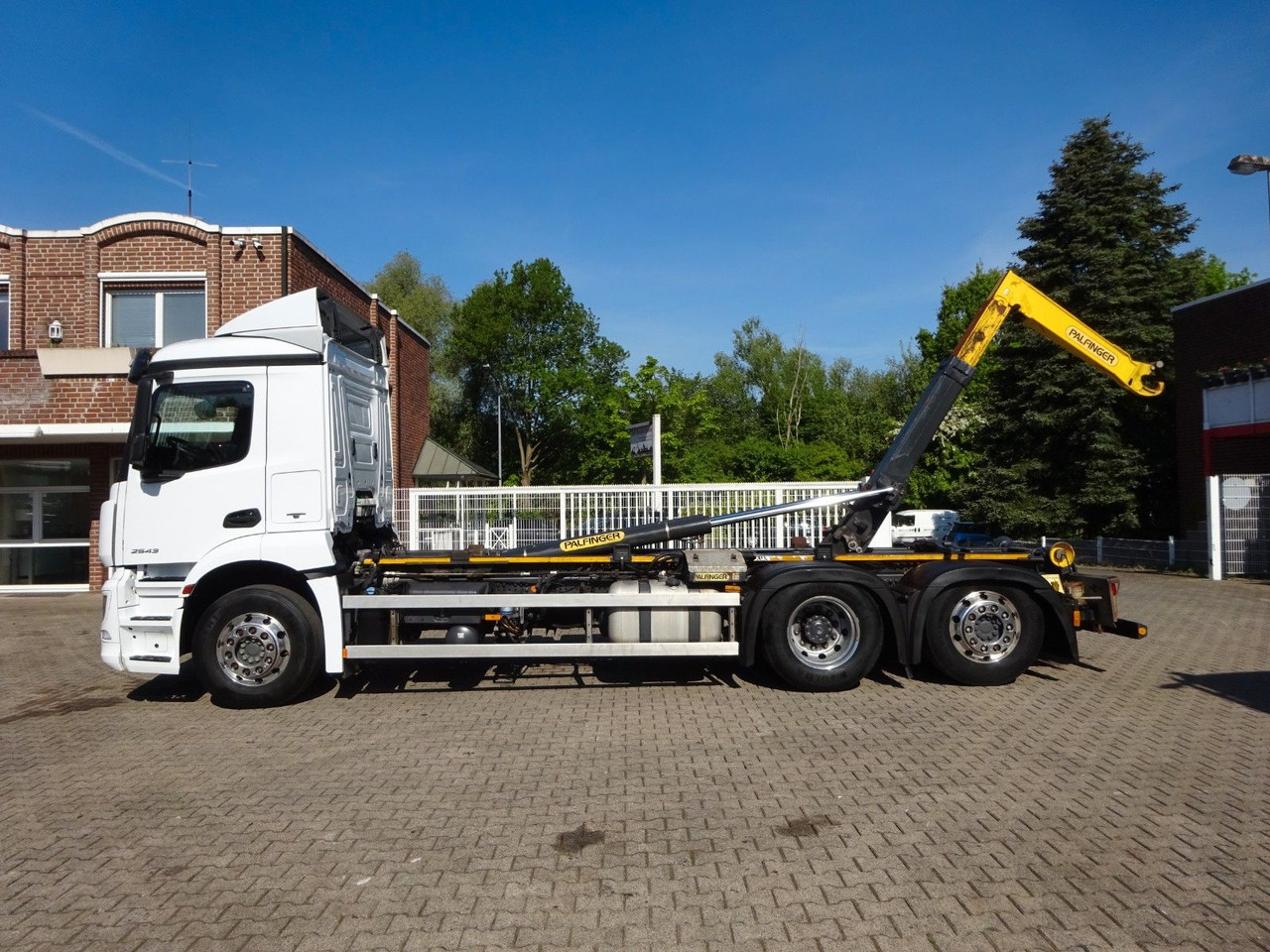 Mercedes-Benz 2543 Antos PALFINGER Abroller - Abrollkipper: das Bild 5 Mercedes-Benz 2543 Antos PALFINGER Abroller - Abrollkipper: das Bild 5