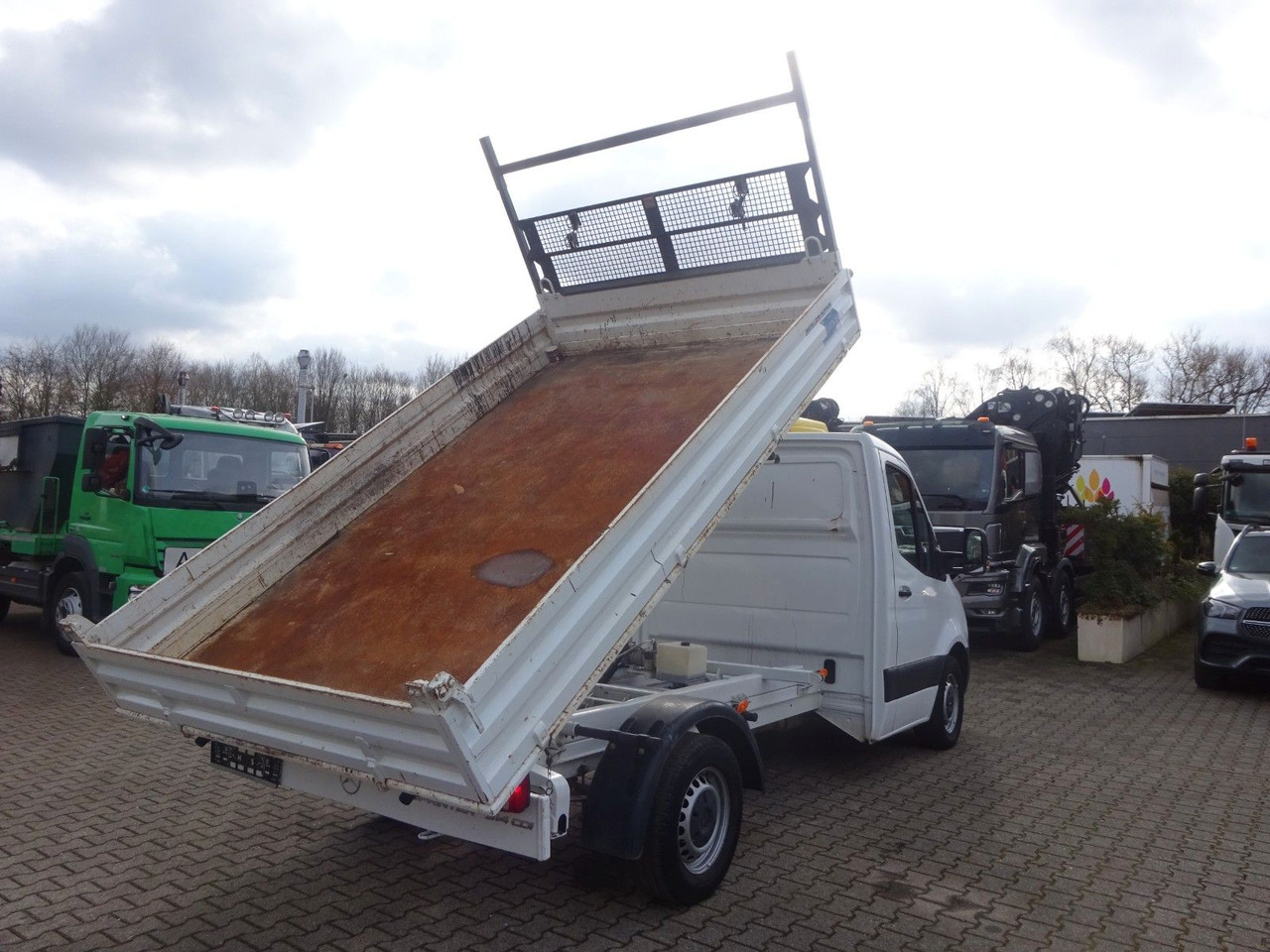 Mercedes-Benz 314 CDI Sprinter MEILLER 3Skipper 4x2 - Kipper Transporter: das Bild 5 Mercedes-Benz 314 CDI Sprinter MEILLER 3Skipper 4x2 - Kipper Transporter: das Bild 5