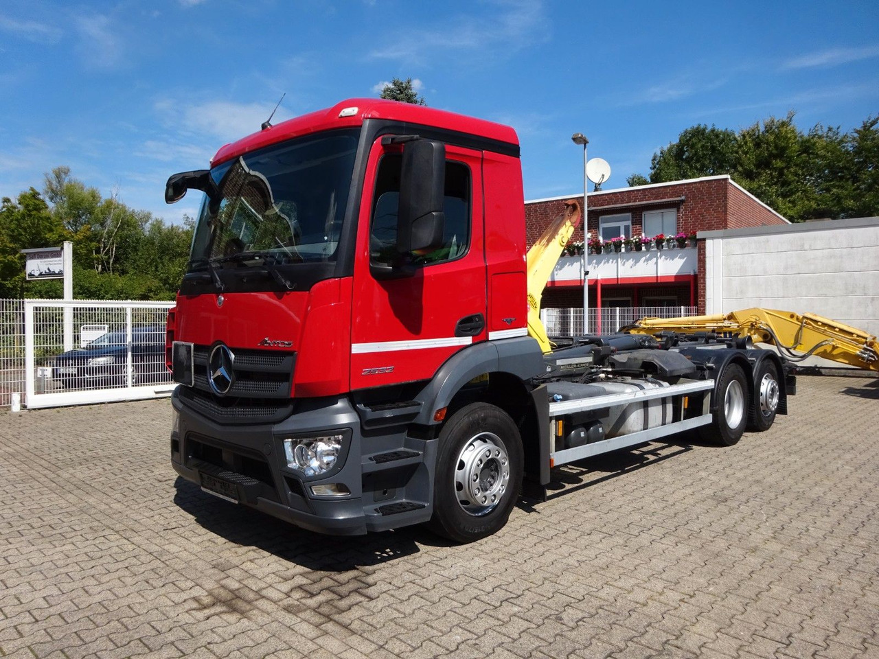 Mercedes-Benz Antos 2532 MEILLER Abroller Lift+Lenkachse 6x2 - Abrollkipper: das Bild 3 Mercedes-Benz Antos 2532 MEILLER Abroller Lift+Lenkachse 6x2 - Abrollkipper: das Bild 3