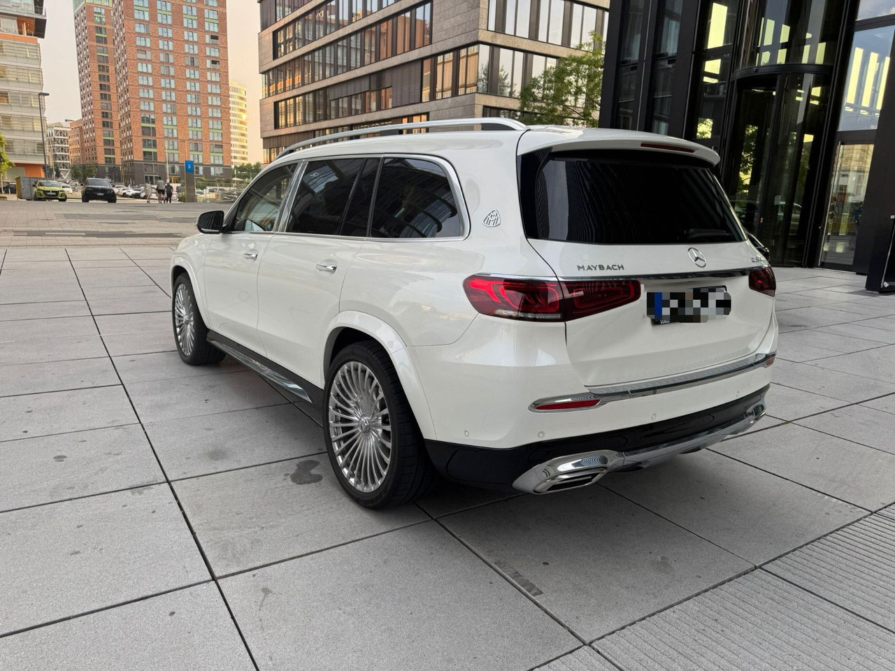 Mercedes-Benz GLS 600 Maybach 4Matic | 23 ZOLL | BURMESTER Mercedes-Benz GLS 600 Maybach 4Matic | 23 ZOLL | BURMESTER - SUV/ Geländewagen: das Bild 2 Mercedes-Benz GLS 600 Maybach 4Matic | 23 ZOLL | BURMESTER Mercedes-Benz GLS 600 Maybach 4Matic | 23 ZOLL | BURMESTER - SUV/ Geländewagen: das Bild 2