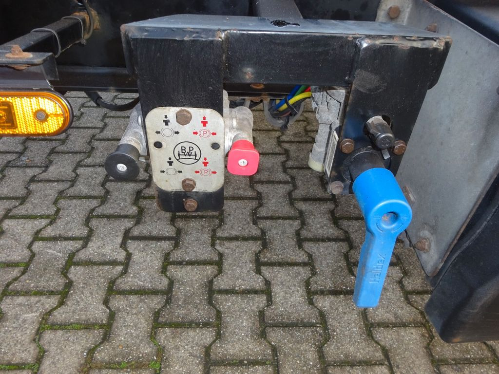 Kipper Anhänger STEHMANN Dreiseitekipper mit 2 Achsen: das Bild 15