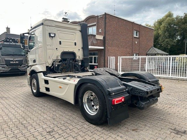 Mercedes-Benz 1848 Actros SZM mit Kipperpumpe 4x im Bestand - Sattelzugmaschine: das Bild 4 Mercedes-Benz 1848 Actros SZM mit Kipperpumpe 4x im Bestand - Sattelzugmaschine: das Bild 4