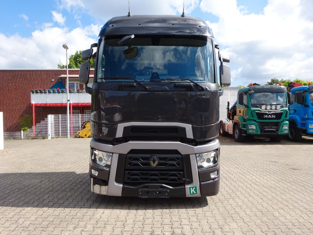 Renault T 520 Komfort SZM 4x2 - Sattelzugmaschine: das Bild 5 Renault T 520 Komfort SZM 4x2 - Sattelzugmaschine: das Bild 5