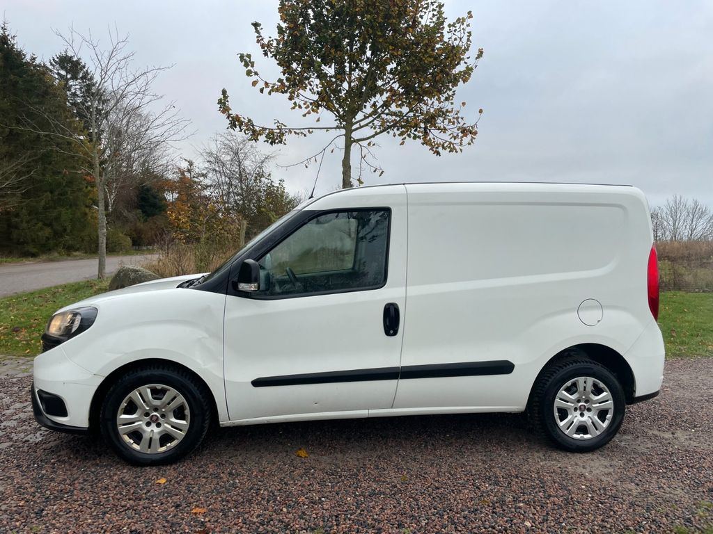 Fiat Doblò Basis Kasten - Kleintransporter: das Bild 2 Fiat Doblò Basis Kasten - Kleintransporter: das Bild 2