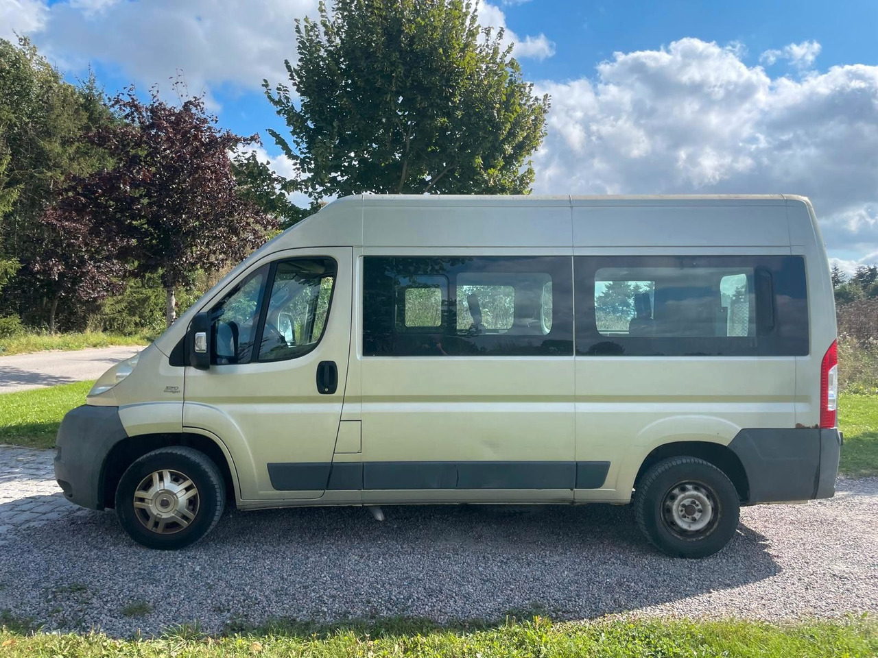 Fiat Ducato Luxusbus Panorama *9 Seats Handicap Lift - Personentransporter: das Bild 2 Fiat Ducato Luxusbus Panorama *9 Seats Handicap Lift - Personentransporter: das Bild 2