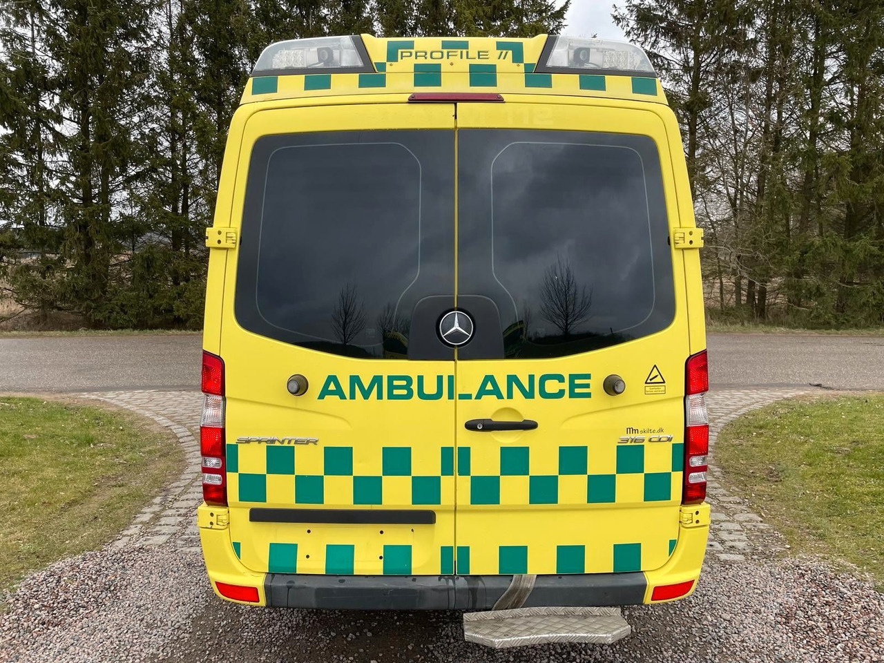 Mercedes-Benz Sprinter 316 CDI Aut *14 000 € netto - Krankenwagen: das Bild 4 Mercedes-Benz Sprinter 316 CDI Aut *14 000 € netto - Krankenwagen: das Bild 4