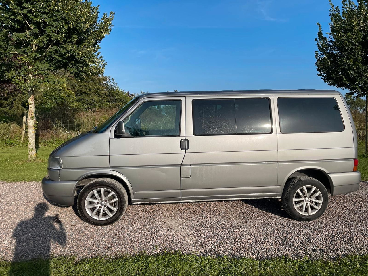 Volkswagen T4 Multivan Bus VR6 - Personentransporter: das Bild 2 Volkswagen T4 Multivan Bus VR6 - Personentransporter: das Bild 2
