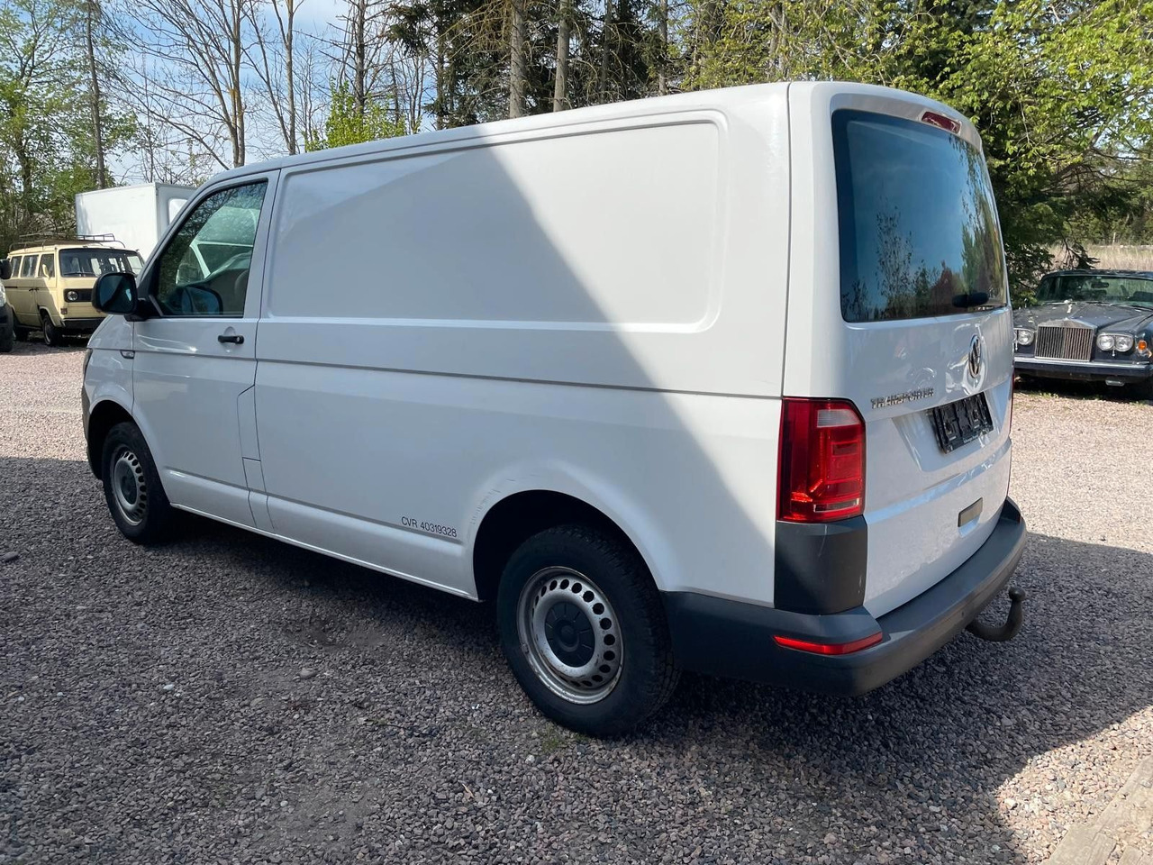 Volkswagen T6 Transporter 2.0 TDI *Motorschaden *RESERVED - Kleintransporter: das Bild 2 Volkswagen T6 Transporter 2.0 TDI *Motorschaden *RESERVED - Kleintransporter: das Bild 2