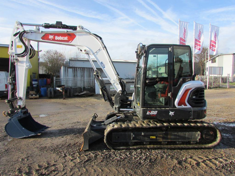 Bobcat E 88 R2 Minibagger 72.500 EUR - Minibagger: das Bild 1 Bobcat E 88 R2 Minibagger 72.500 EUR - Minibagger: das Bild 1