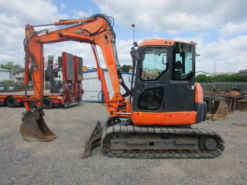 Komatsu PC 80 MR-3 /31.000 EUR - Minibagger: das Bild 1 Komatsu PC 80 MR-3 /31.000 EUR - Minibagger: das Bild 1