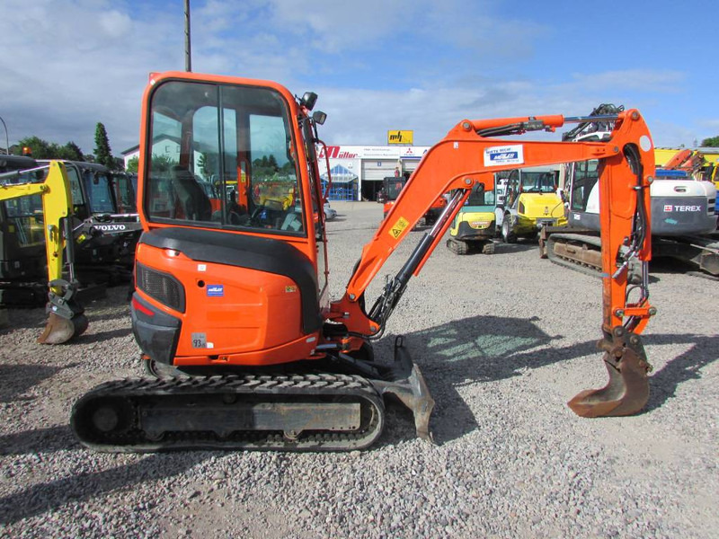 Kubota U 27-4 Minibagger 19.900 EUR - Minibagger: das Bild 4 Kubota U 27-4 Minibagger 19.900 EUR - Minibagger: das Bild 4