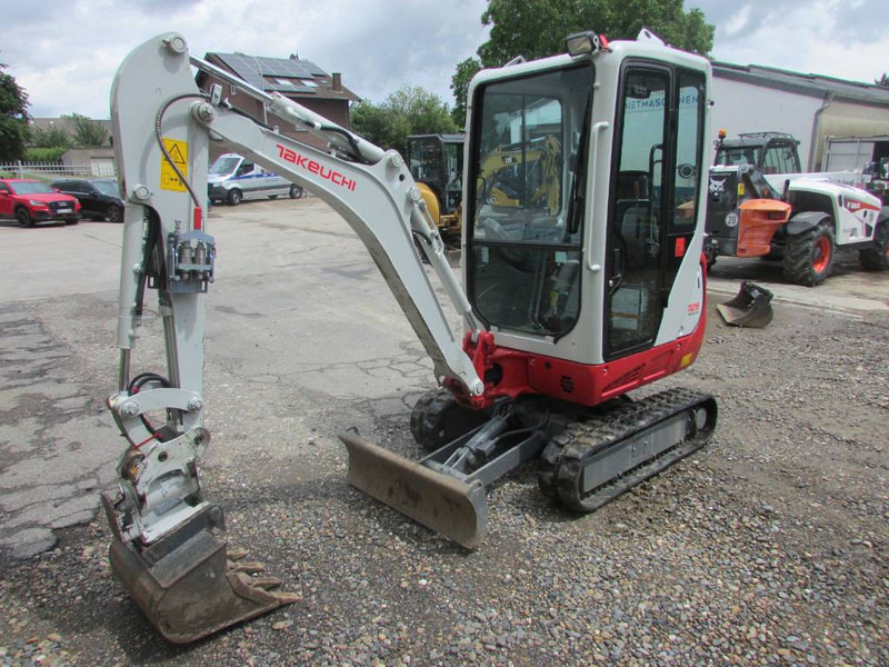 Takeuchi TB 216 V4 Minibagger 28.000 EUR - Minibagger: das Bild 2 Takeuchi TB 216 V4 Minibagger 28.000 EUR - Minibagger: das Bild 2