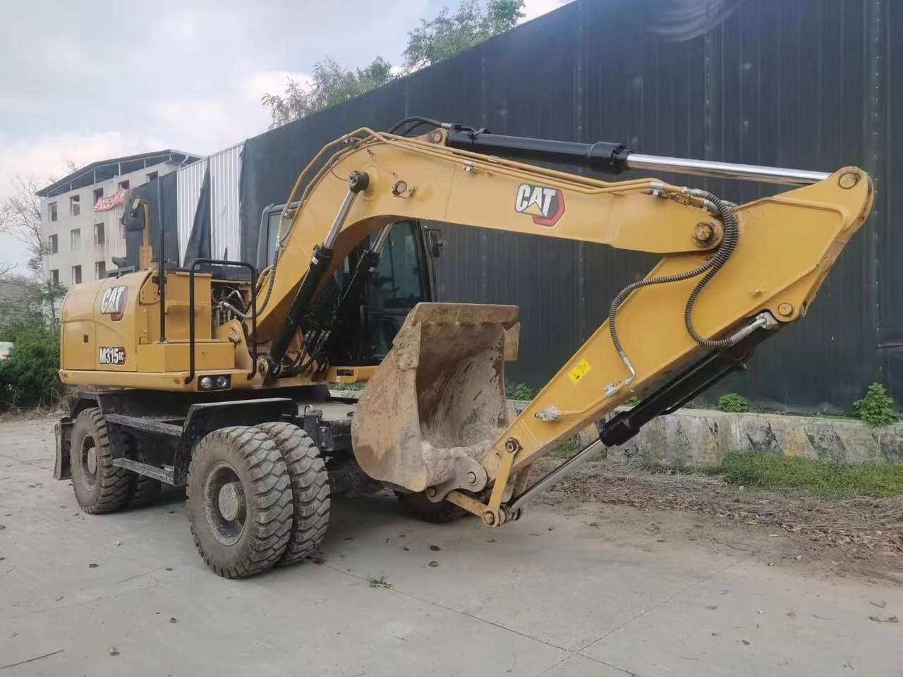 Mobilbagger CATERPILLAR M315GC: das Bild 8