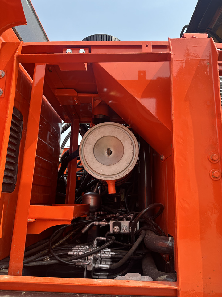 DOOSAN DX225LC-9C - Kettenbagger: das Bild 4 DOOSAN DX225LC-9C - Kettenbagger: das Bild 4